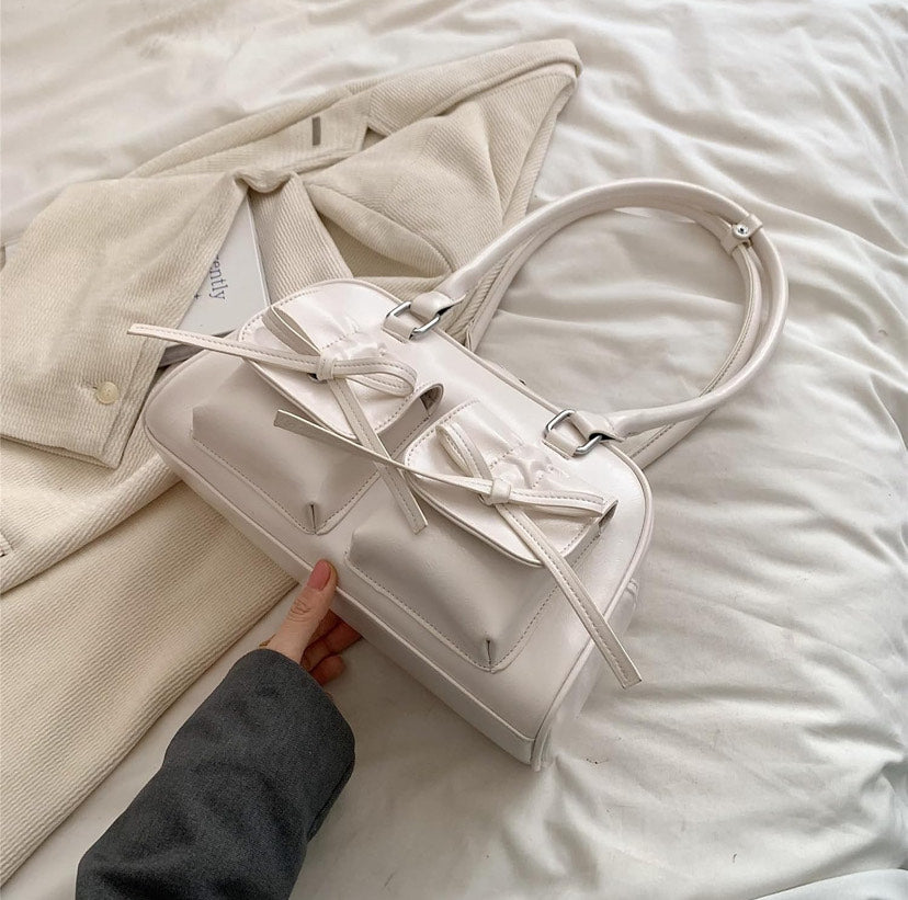 "Coquette" white bag